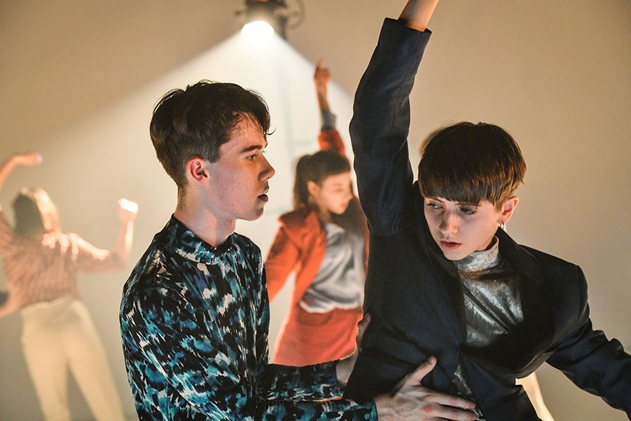 edcm_cru_19-1865_maximecote_web